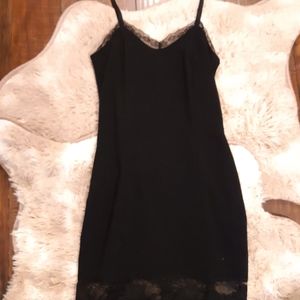 Tobi lace black dress xs